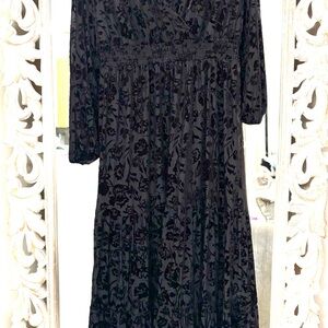 Knox Rose Black V-Neck Bishop Sleeve Sundress